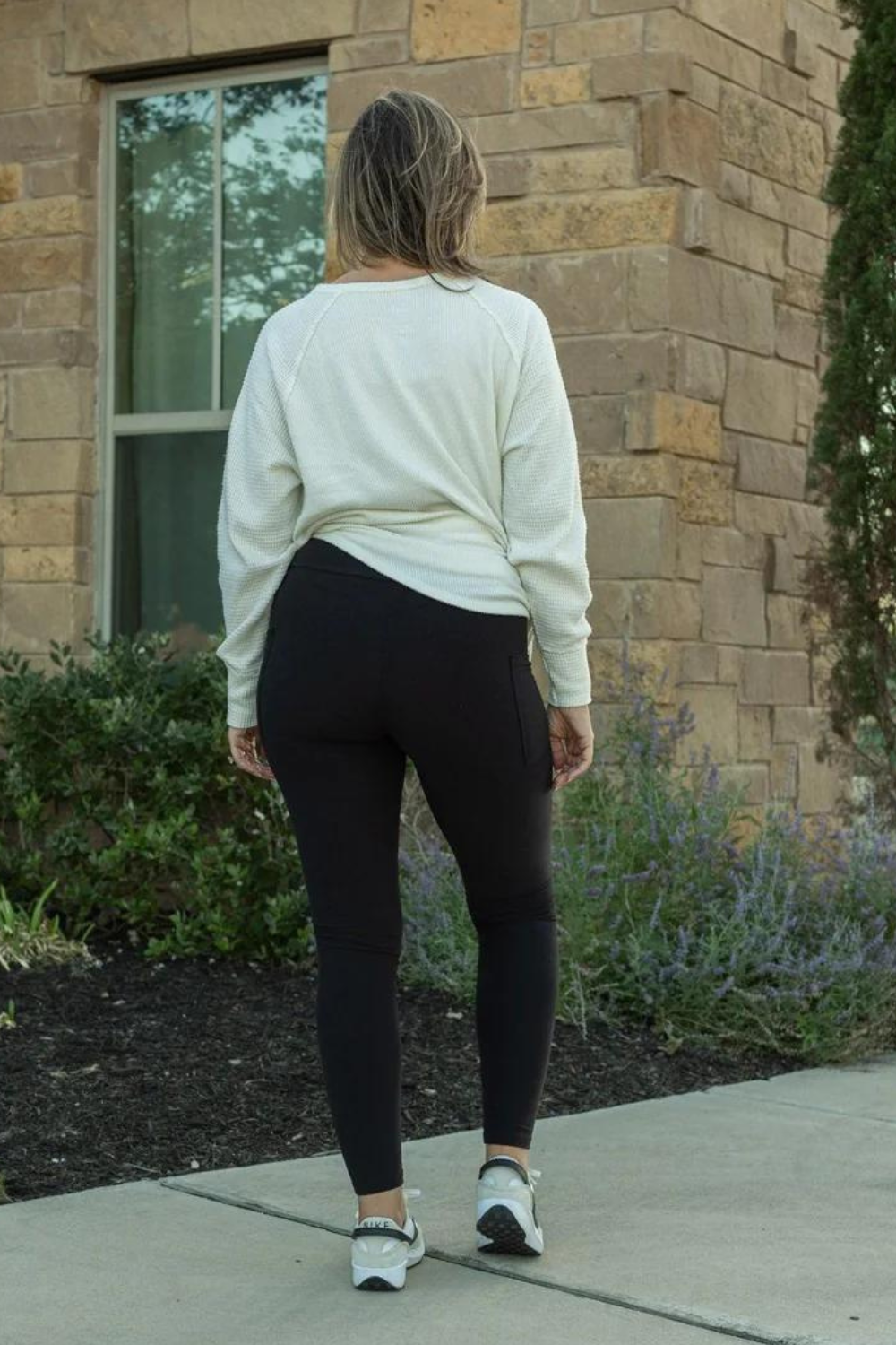 Fleece Leggings with Pockets - Black