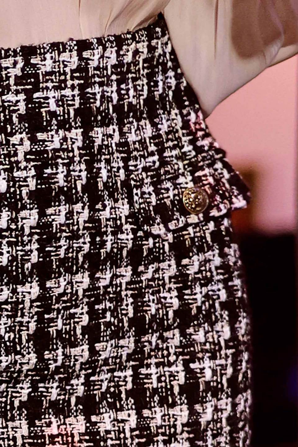 Tweed Mini Pencil Skirt