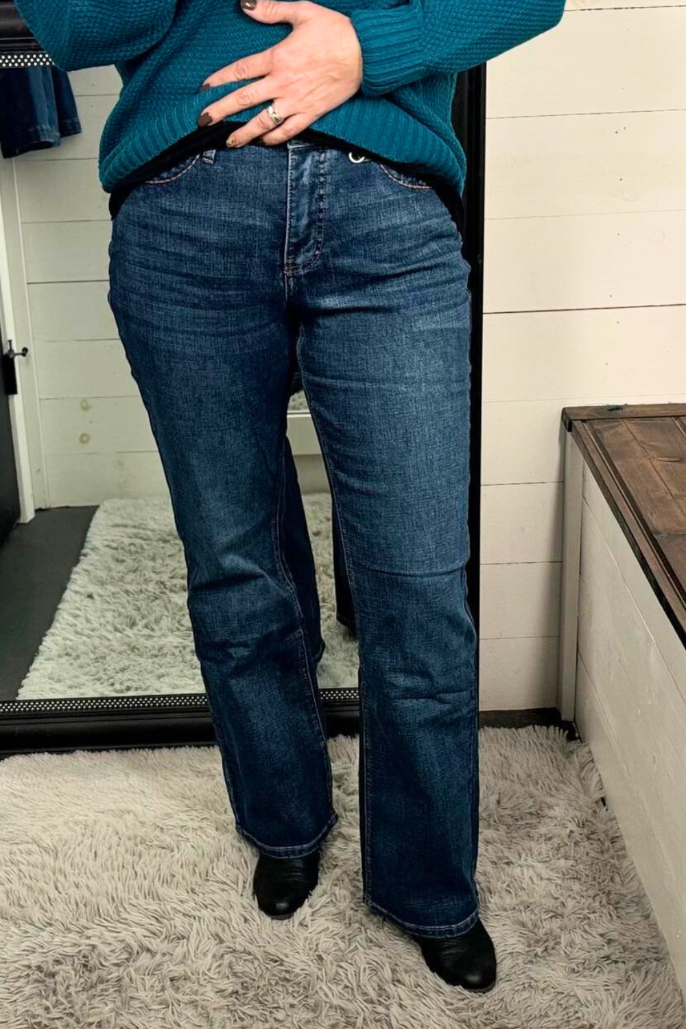 Mid-Rise Flax Flap Pocket Bootcut Jeans
