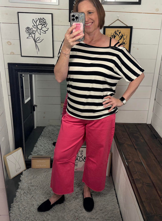 Lesli Cropped Wide Leg Jeans - Pink