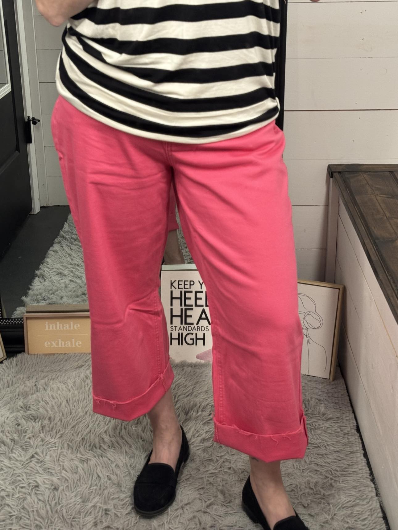 Lesli Cropped Wide Leg Jeans - Pink