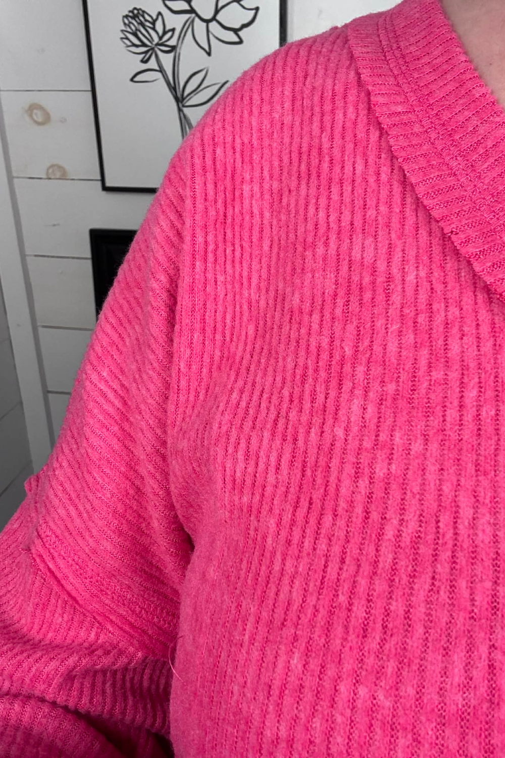 Ashlyn Ribbed VNeck Top - Fuchsia